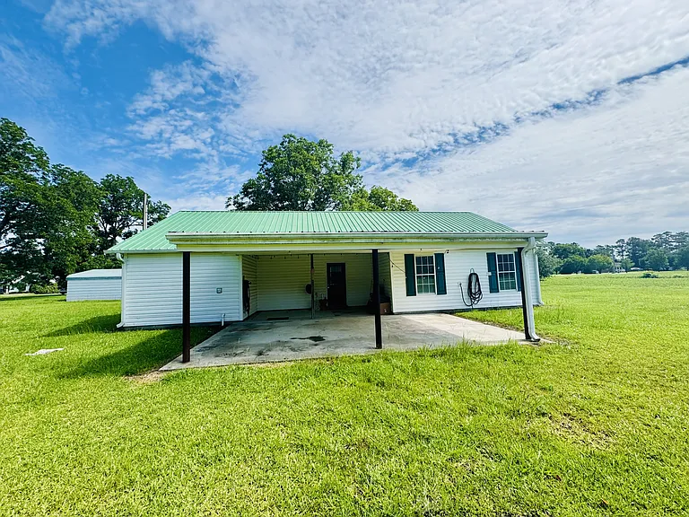 4052 Goff Rd — Photo 4