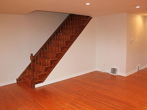 3rd image of 6314 Summerdale Ave