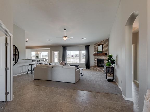 2nd image of 28252 N Quintana Pl