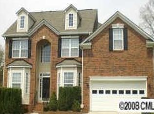11836 Southcrest Ln, Pineville, NC 28134