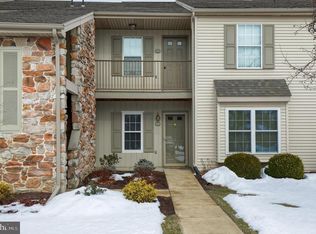 235 Greenview Dr, Lancaster, PA 17601