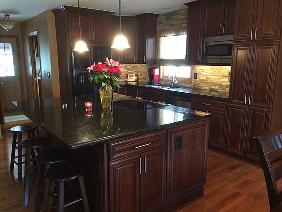 3rd image of 40880 La Grange Dr