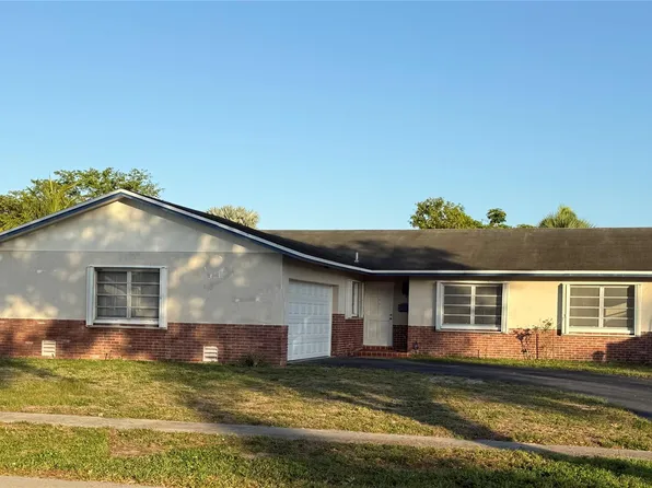 1501 SW 55th Avenue, Plantation, FL 33317
