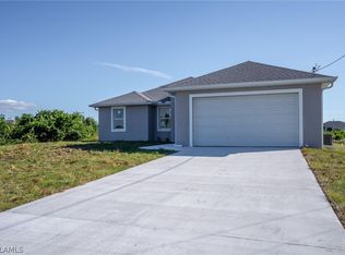 4002 36th St SW, Lehigh Acres, FL 33976