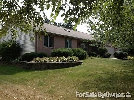 2nd image of 1225 Crestview Dr