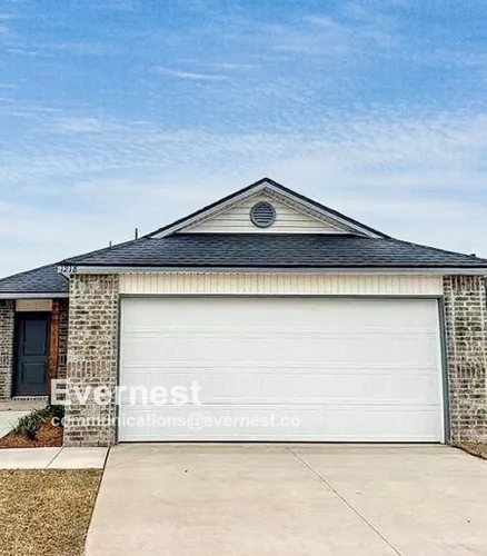 1218 Guthrie Farms Blvd Photo 1