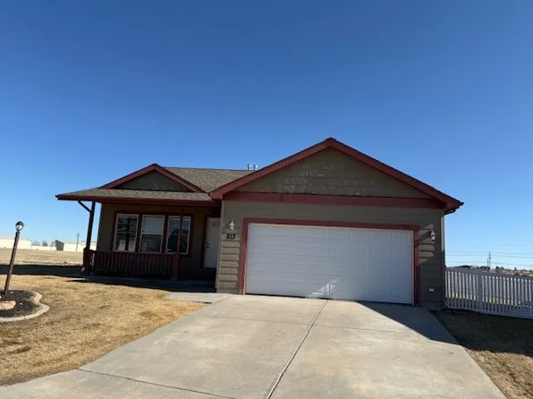 813 49th St N, Great Falls, MT 59405