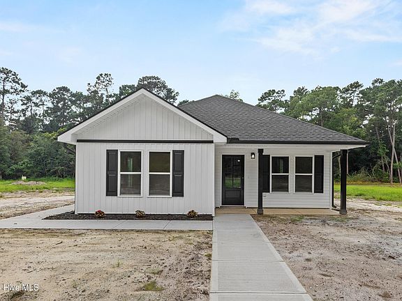 3rd image of 1399 Bowdens Road