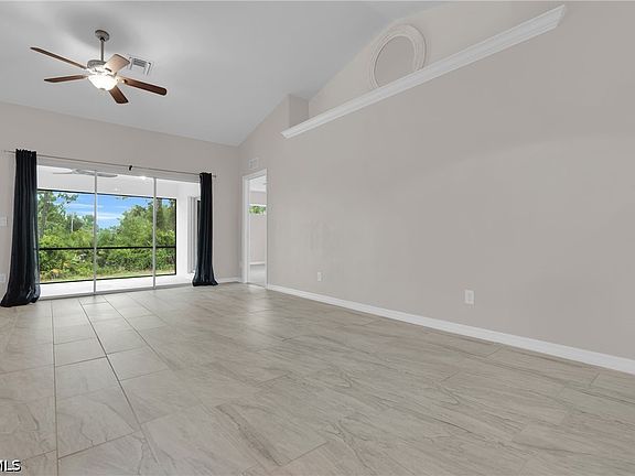 3rd image of 1237 Bermar St