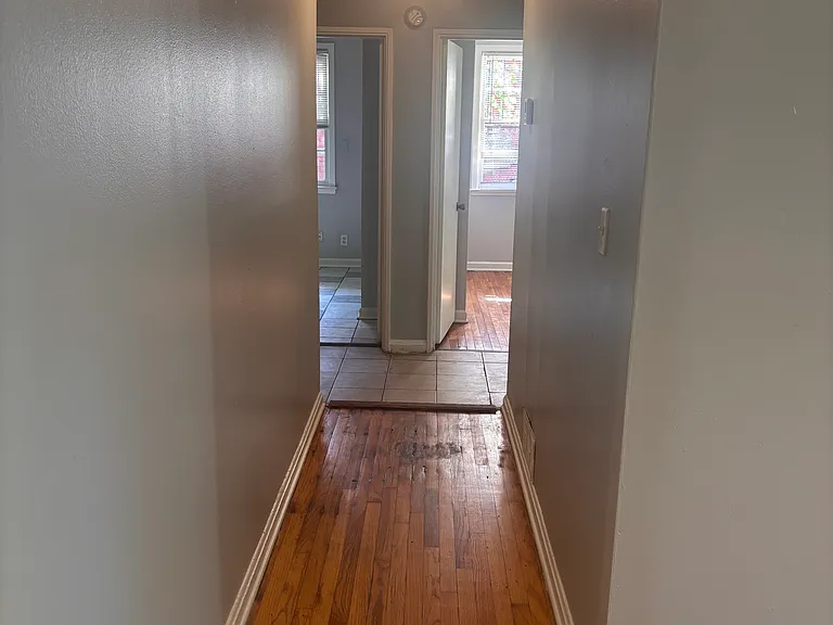216 Gardendale Dr — Photo 5