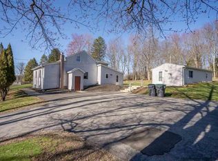 75 N Ohioville Rd, New Paltz, NY 12561
