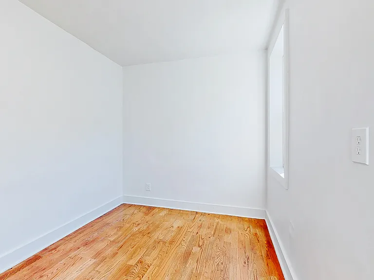 1384 State St #8 — Photo 14