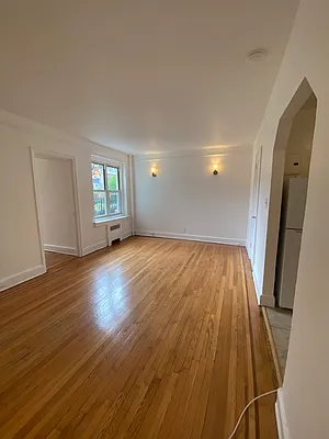 Rented by Joanne Gay Realty Inc | media 10