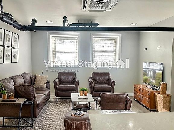 2nd image of 1214 W Rosemont Ave #1224-G