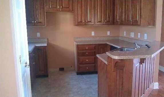3rd image of 2520 Robin Glen Dr