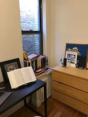 Rented by Chartwell Manhattan Realty | media 32