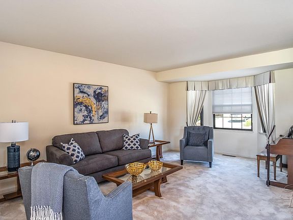 5th image of 800 Lanini Dr