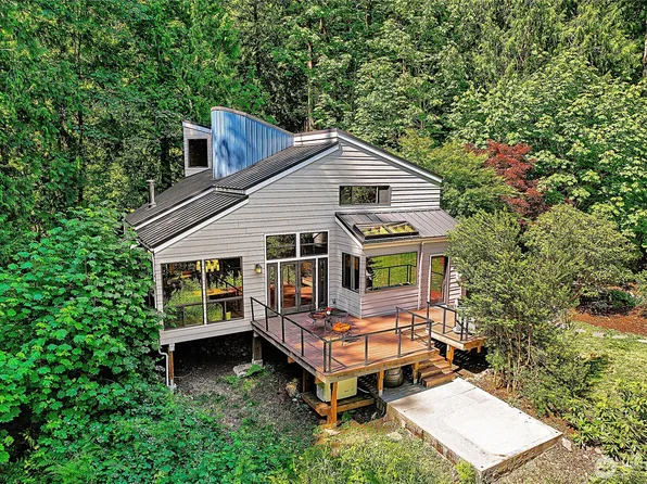 13020 Squak Mountain Road SE, Issaquah, WA 98027