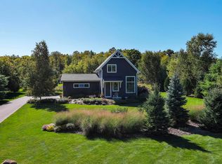 10624 E Ora Lee Ln, Suttons Bay, MI 49682