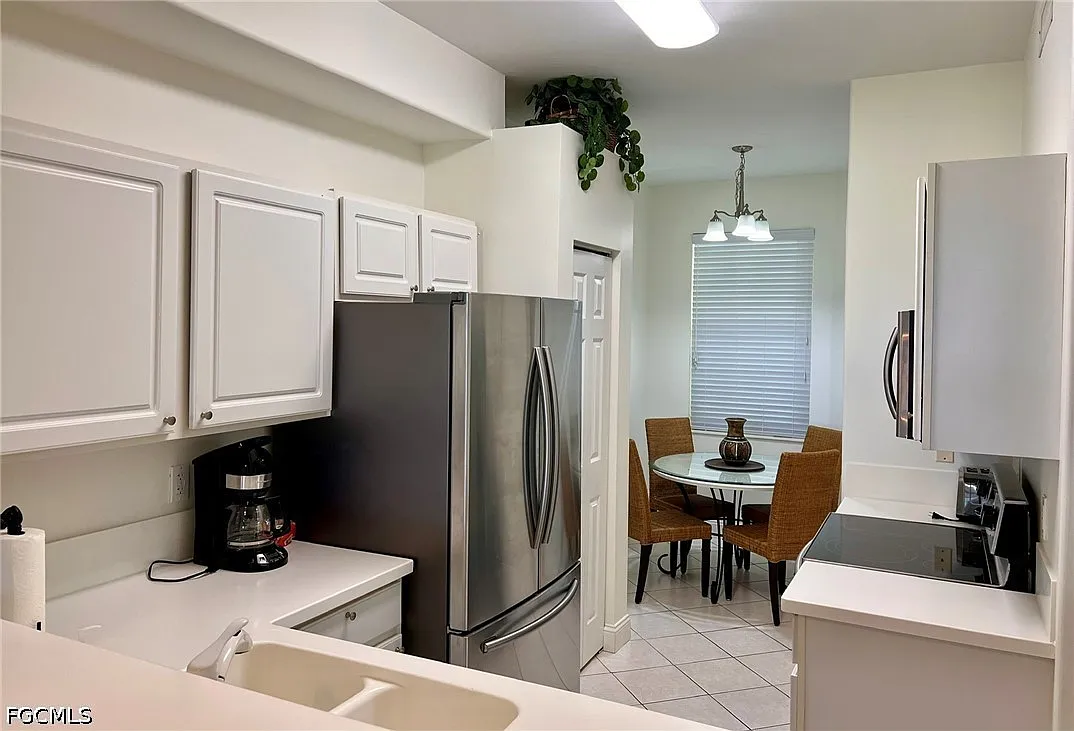 2 bed, 2.0 bath, 1095 sqft, $2,500 — Photo 4