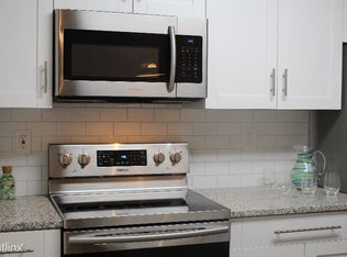 75 Hollis Wood Dr, Hampton, VA 23666