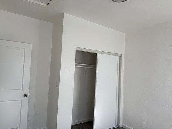 4th image of 2118 E 119th St