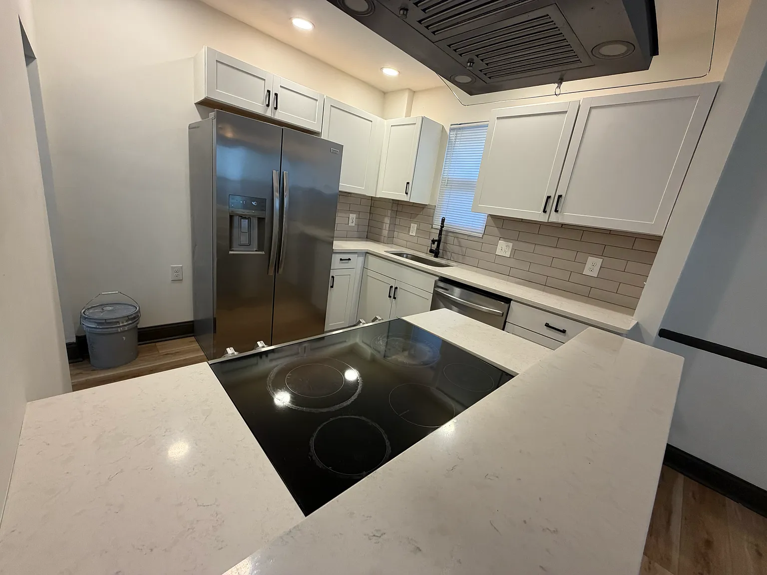 1130 Wilson Ave — Photo 4