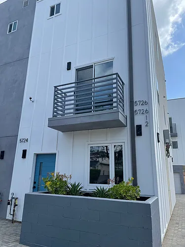 Case Townhomes Photo 1