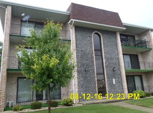 4836 W 122nd St APT 2E, Alsip, IL 60803