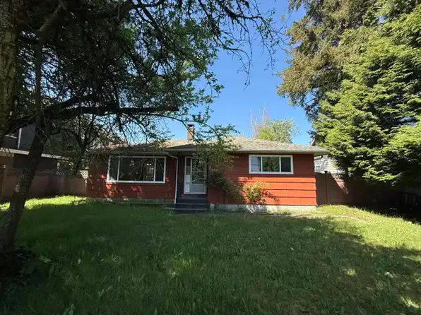 14271 88th Ave #1A, Surrey, BC V3W 3L8