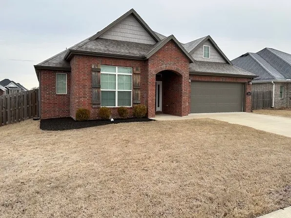 2009 W Chandler Ave, Rogers, AR 72758