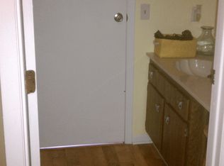 42 Woodland Hills Dr SUITE 8, Southgate, KY 41071