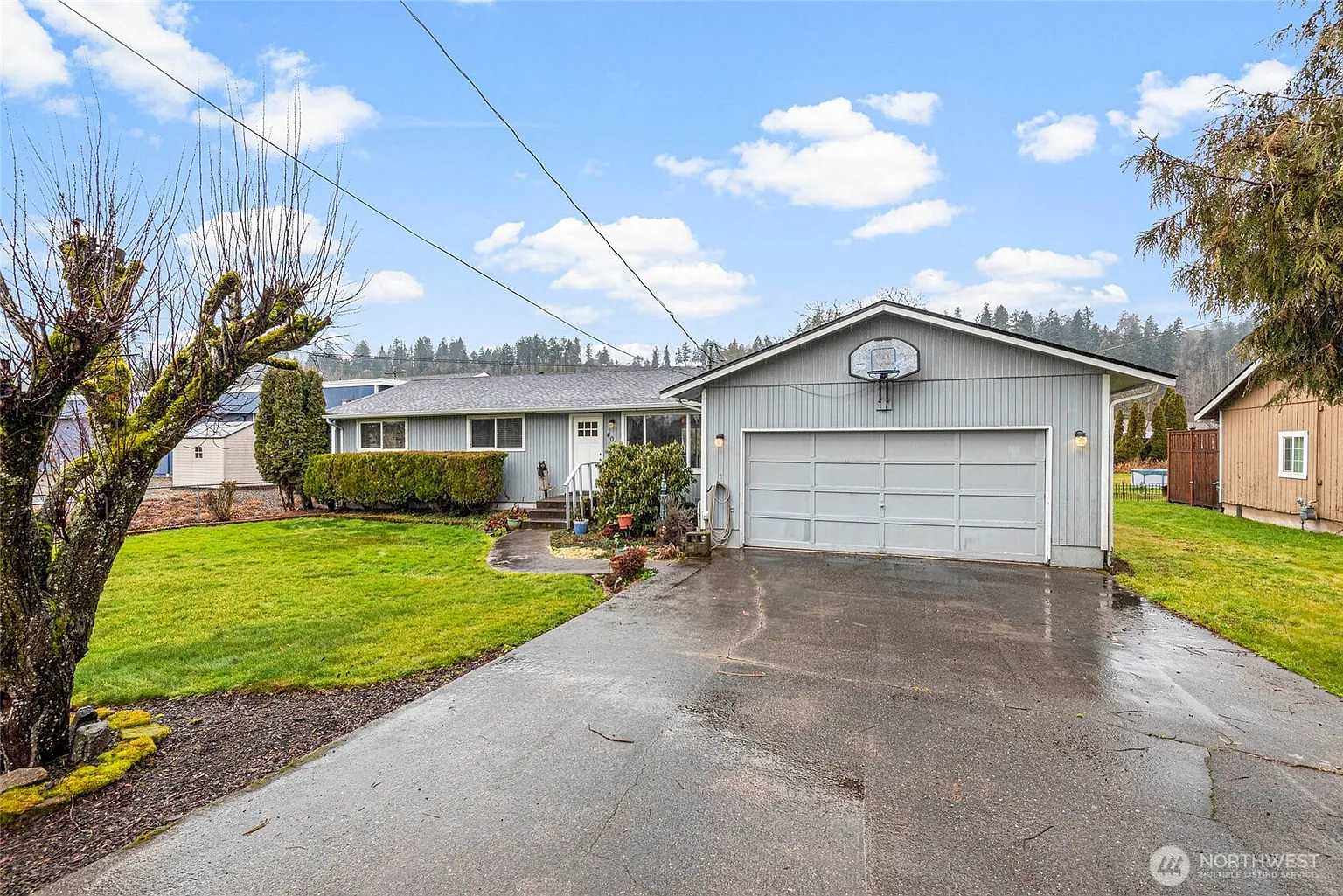 407 Seattle Boulevard S photo 1