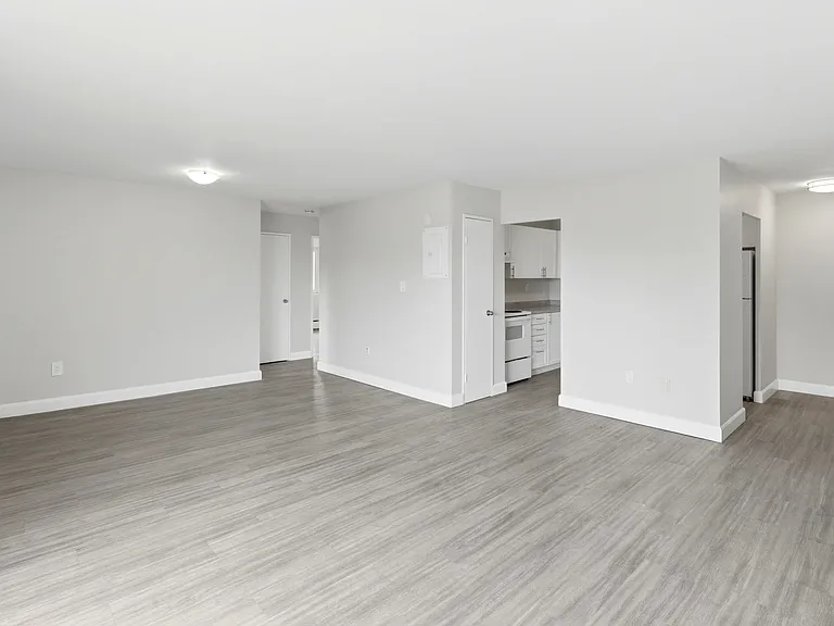 99 Cartier Rd — Photo 9