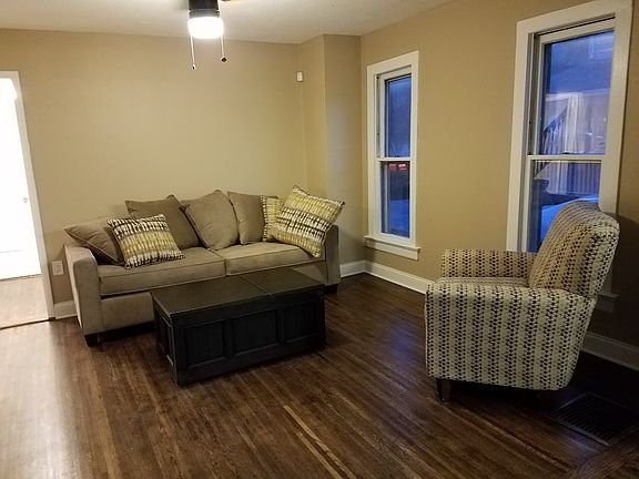4th image of 148 Brooks Ave