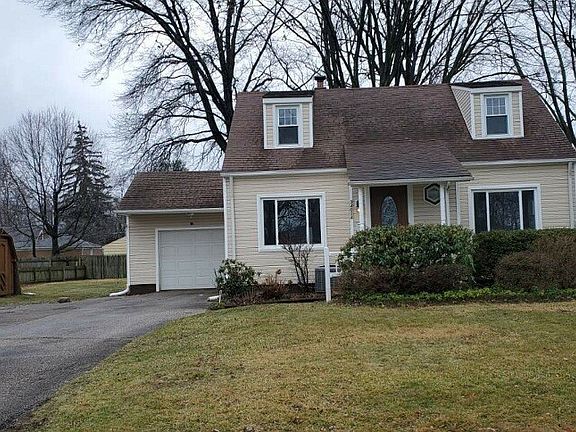 2nd image of 34034 Victor Dr