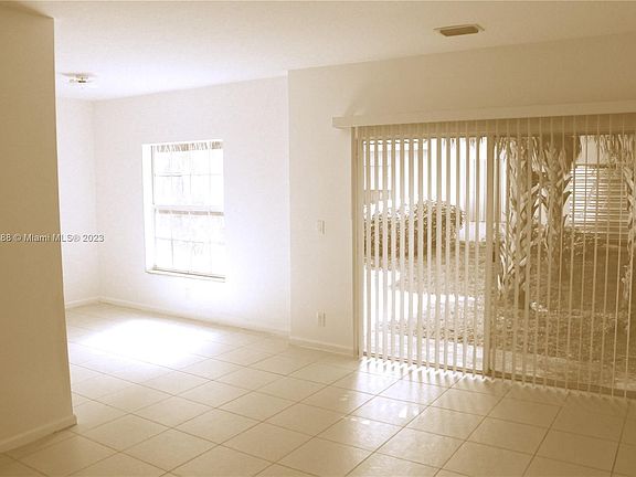 4th image of 1273 NW 27th Ave #0