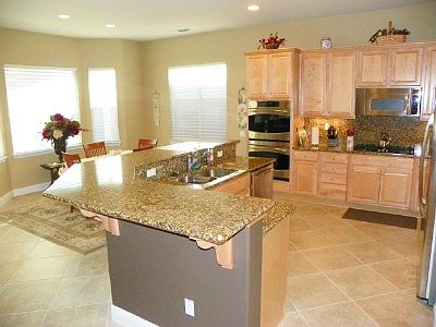 4th image of 2342 Langtree Dr