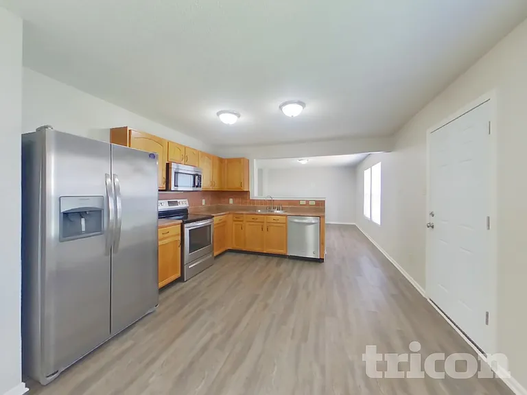 756 Hickory Pine Dr — Photo 6