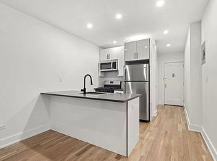 32-76 30th St #3B, Astoria, NY 11106