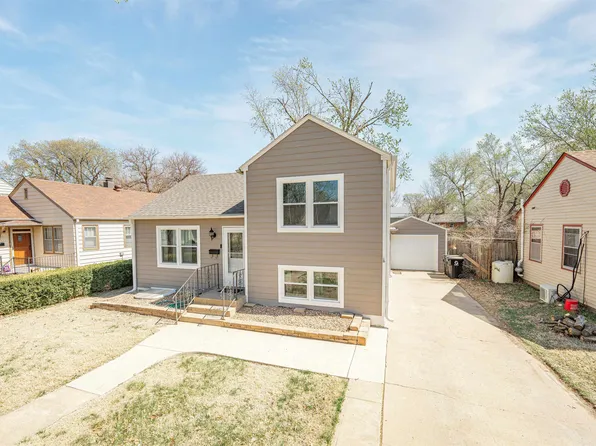 873 S 10th St, Salina, KS 67401