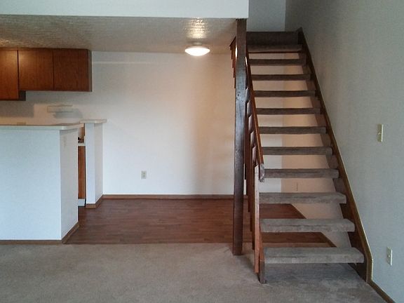 4th image of 5325 Brandenbush Ct