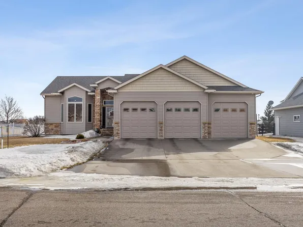 1005 6th Ave NE, Dilworth, MN 56529