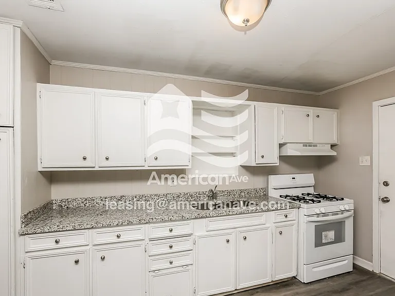 686839_006_wm_-_kitchen_13139012.jpg
