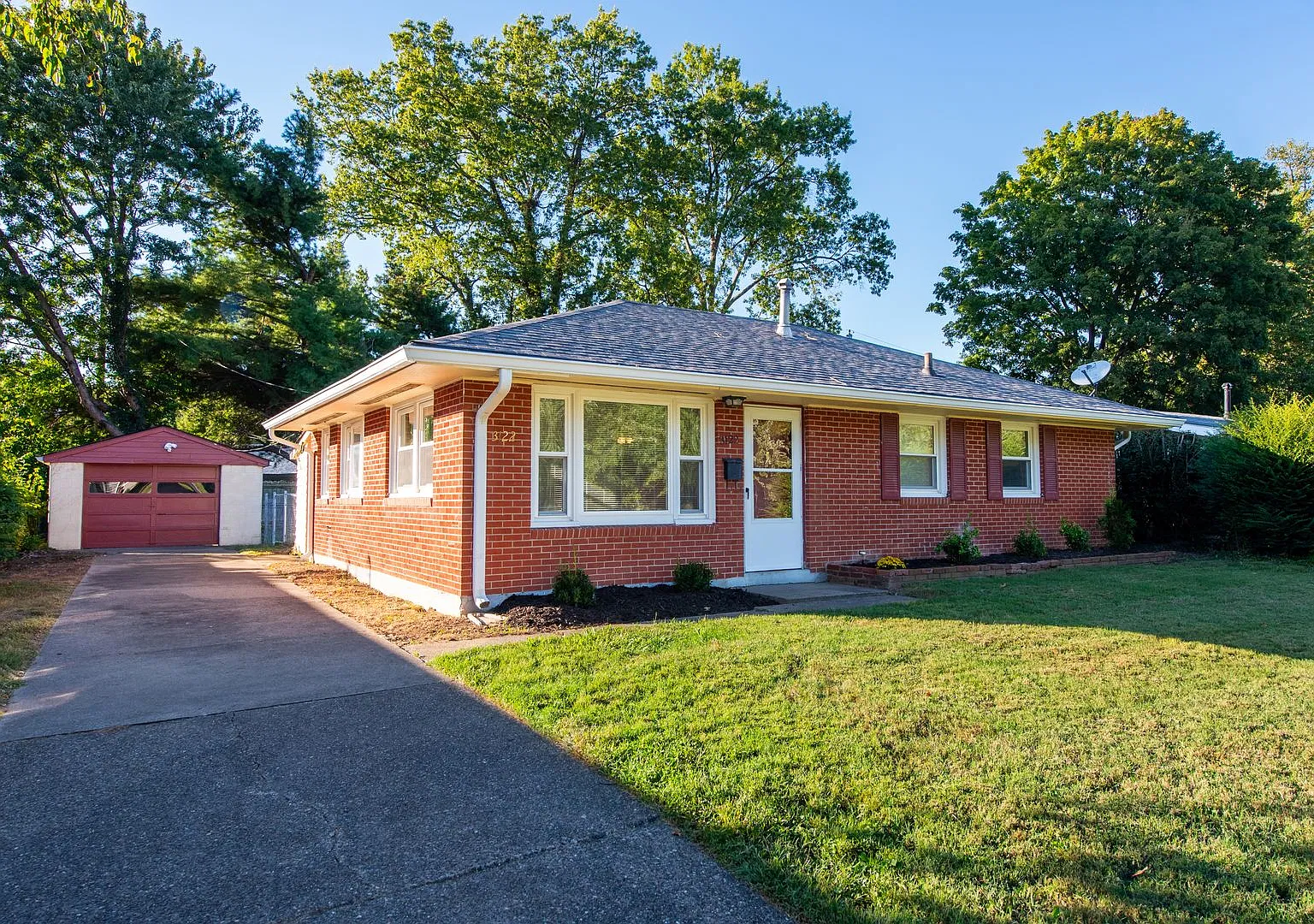 Updated 2-Bedroom Home | New Kitchen| Move-In Ready! — Photo 2