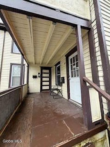 5th image of 1 Lincoln Street