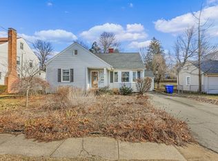 41 Clement St, Springfield, MA 01118