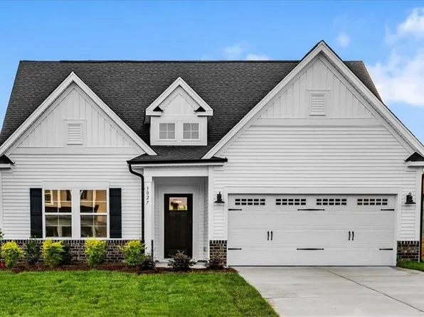 3027 Bayou St, Graham, NC 27253
