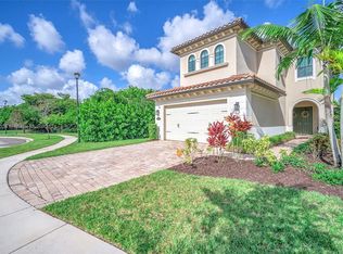 235 SW 113th Ln, Pembroke Pines, FL 33025