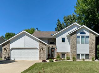 2301 35th Ave S, Fargo, ND 58104